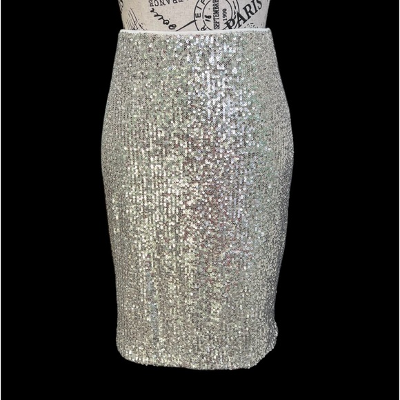 Cable & Gauge Skirt - Picture 3 of 12